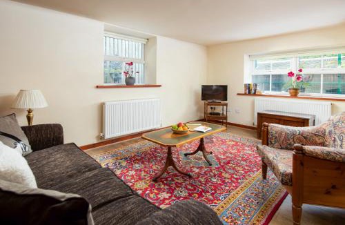 Hallington House | Grooms Cottage