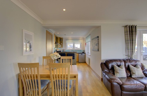 Brora Apartment | Ground floor 2-bedroom spacious apartment overlooking the famous James Braid Brora Golf Course.