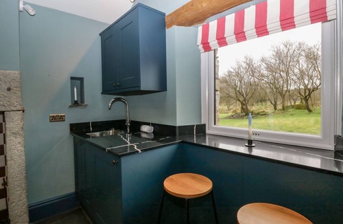 Low Newton Cottage | Grove House