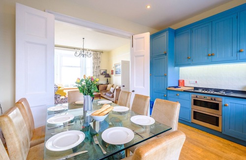 Aldeburgh Apartment | Gunfleet - sleeps 14 guests in 6 bedrooms