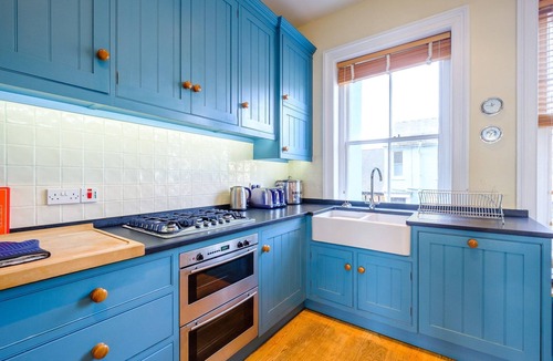 Aldeburgh Apartment | Gunfleet - sleeps 14 guests in 6 bedrooms
