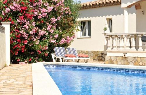 L'Escala Villa | Guti