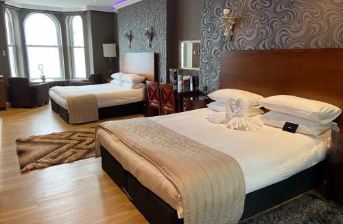 Douglas Promenade Hotel | Halvard Hotel
