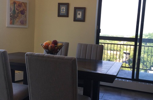 Hamilton Condo | Hamilton condo, close to Toronto and Niagara Falls