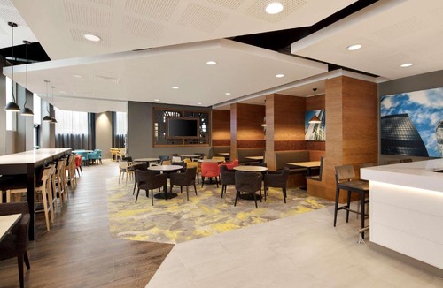 Custom House Hotel | Hampton By Hilton London Excel