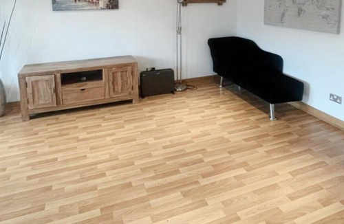 Granton Apartment | Harbour Front Apartment with free parking