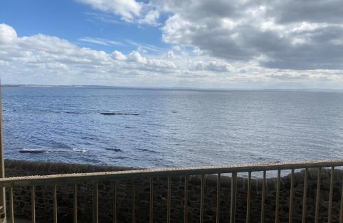 Saltcoats Apartment | Harbour Point Apartment