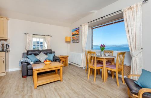 Cromarty Apartment | Harbour View