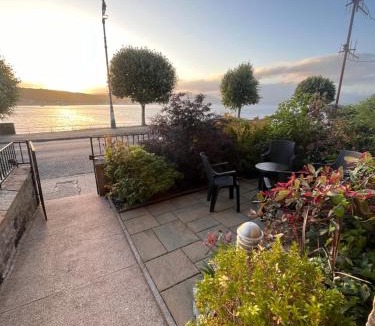 Rothesay House | Harbour View - Waterfront Retreat, Rothesay