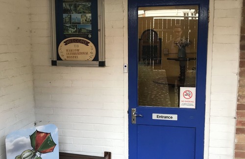 Harlow Hotel | Harlow International Hostel