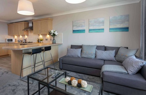 Ayr Apartment | Harris Retreat - Donnini Apartments