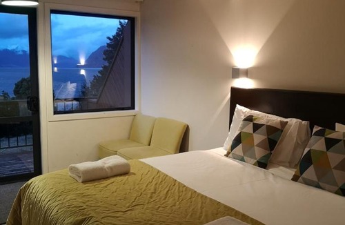 Lake Hawea Hotel | Hawea Hotel