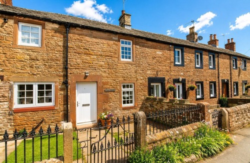 Temple Sowerby Cottage | Hawthorn Cottage, Temple Sowerby - dog friendly, romantic cottage