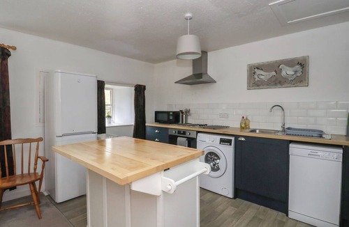 Inveraray Cottage | HAWTHORN, pet friendly, character holiday cottage in Inveraray