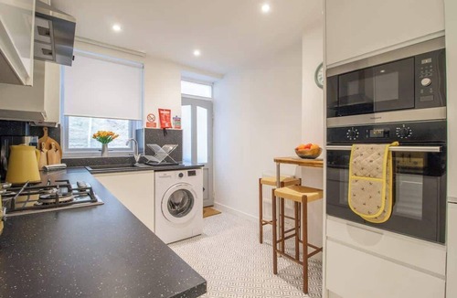 Helensburgh House | Henry Bell -2 bed in Helensburgh. Near Loch Lomond