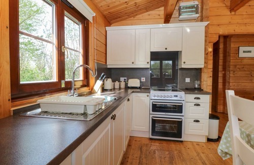 Badwell Ash Cabin | Heron Lodge is in Badwell Ash.