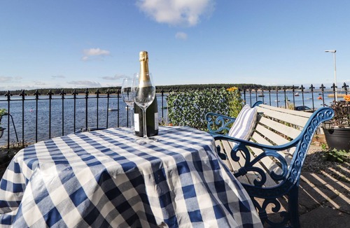 Findhorn Cottage | HIGH BEACH, family friendly, character holiday cottage in Findhorn