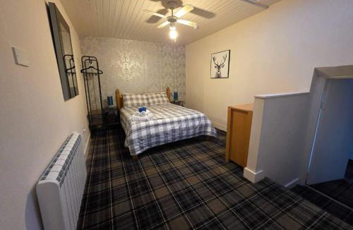 Mainland Apartment | Highland Haven Apartment sleeps 8