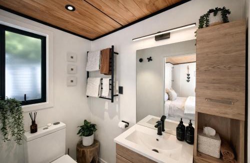 Hokitika Apartment | Hightide River Escape -with Outdoor Bath