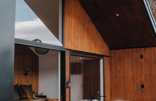 Waitaki District Cabin | HighTree Chalets - Your luxury lakeside escape!