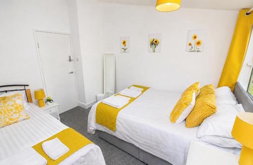 Stevenage House | Hillcrest House Stevenage By Smart Corporate Stays