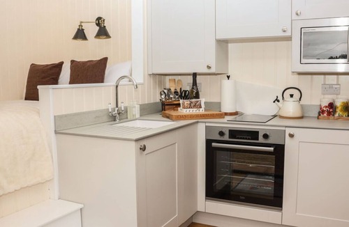 Radbourne House | Hillside Hut is near Ashbourne