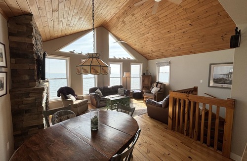 Normandale Cottage | - Hillside Shores Cottage – Scenic Decks, Cozy Vibes & Private Owned Beach