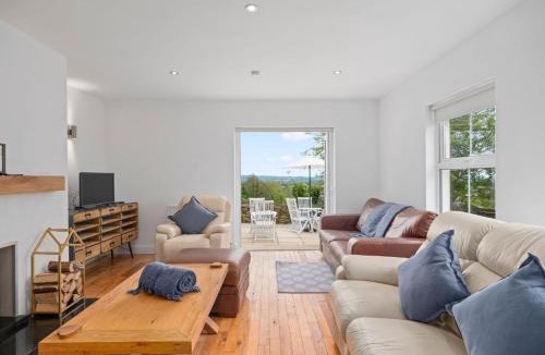 Enniskillen House | Hilltop Views by Escape Ordinary