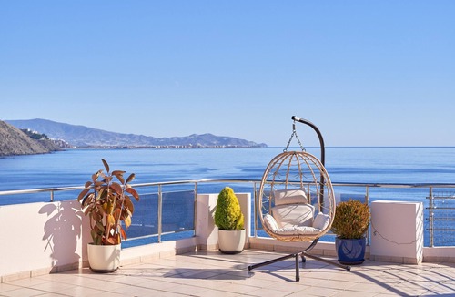 Velilla-Taramay Apartment | Holiday Apartment 'Argali Beach' close to the Beach with Sea View, Terrace & Wi-Fi