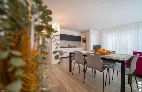Lignano Sabbiadoro Apartment | Holiday apartment with air conditioning and balcony