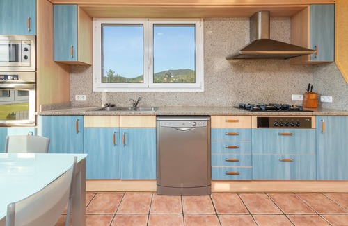 Calonge House | Holiday Home 'Casa Con Piscina' with Private Pool, Private Terrace and Wi-Fi