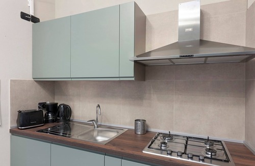 Imperia House | Holiday Home 'Casa Margherita' with Shared Pool, Wi-Fi and Air Conditioning