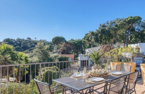 Tossa de Mar House | Holiday Home "Costacabana - Casa Adora" with Mountain View, Shared Pool & Wi-Fi
