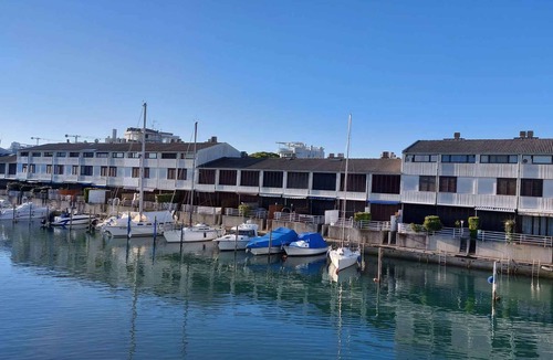 Lignano Sabbiadoro House | Holiday home with air conditioning and satellite TV