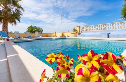 Palau-Saverdera House | Holiday Home LA OLIVA by Interhome