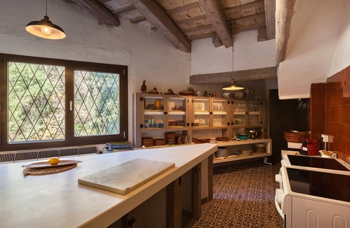 Tordera House | Holiday Home "Mas del Gall - Casa Nova" with Mountain Views, Pool, Garden and Wi-Fi