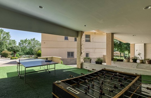 Usall House | Holiday Home 'Usall Rural' with Private Pool, Wi-Fi and Air Conditioning
