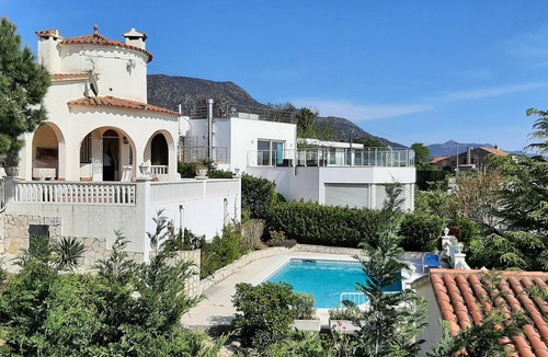 El Mas Isaac Cottage | Holiday Home with Private Pool in Spain