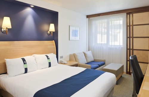 Ashford Hotel | Holiday Inn Ashford Central by IHG