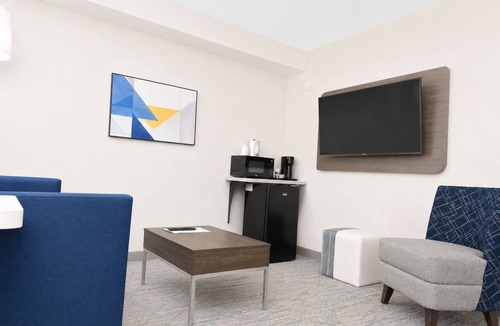 Dryden Hotel | Holiday Inn Express Dryden by IHG