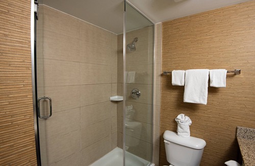 Chatham-Kent Hotel | Holiday Inn Express & Suites Chatham South by IHG
