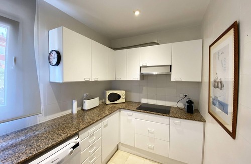 Begur Apartment | Holiday rental apartment with swimming pool in Begur, Aiguafreda