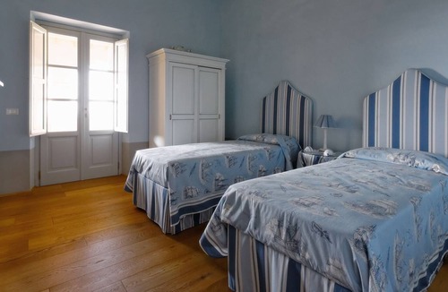 Cecina Villa | holiday vacation large villa rental, italy, tuscany, near seaside, casteglione, air conditioning, pool, view, wi-fi inte