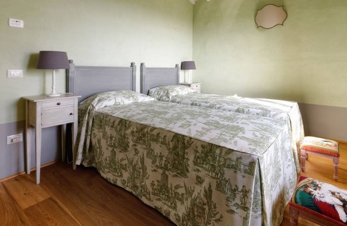Cecina Villa | holiday vacation large villa rental, italy, tuscany, near seaside, casteglione, air conditioning, pool, view, wi-fi inte
