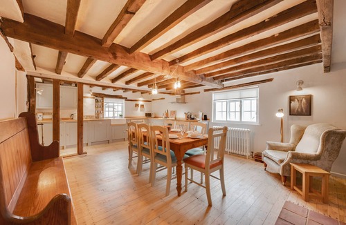Westleton House | Holly Cottage - Westleton