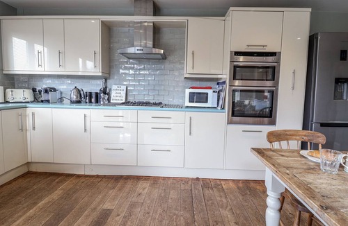 Aldeburgh Cottage | Holly Lodge