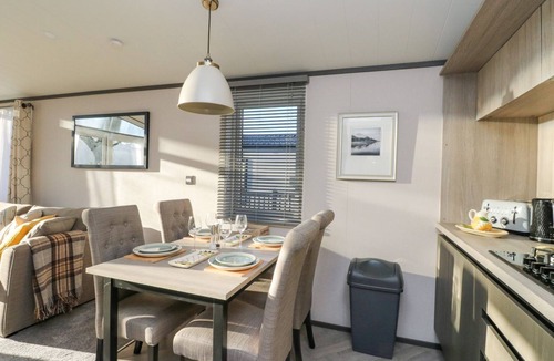 St Fillans Cottage | HOLLYBIRCH, pet friendly, with a garden in St Fillans