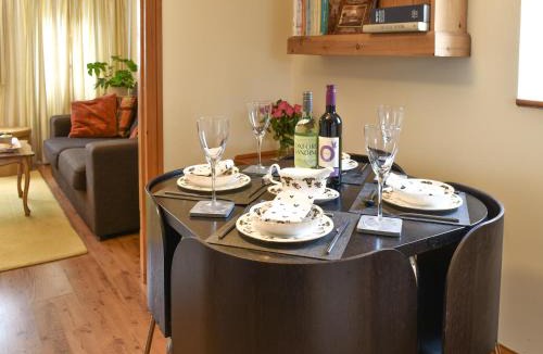 Tenterden House | Hollyhock Cottage