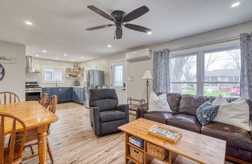Point Abino House | Home away from home by the lake - Cozy Cottage available for a small family.