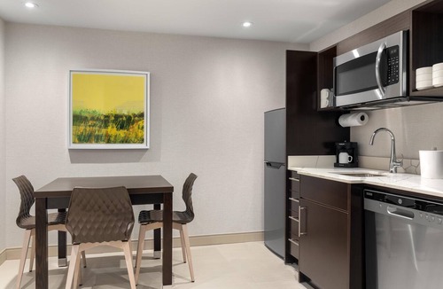 Rosemount Hotel | Home2 Suites By Hilton Kitchener
